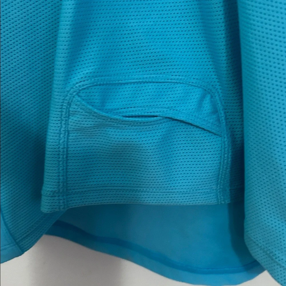 Nike Turquoise and White Athletic Tank size Xlarge